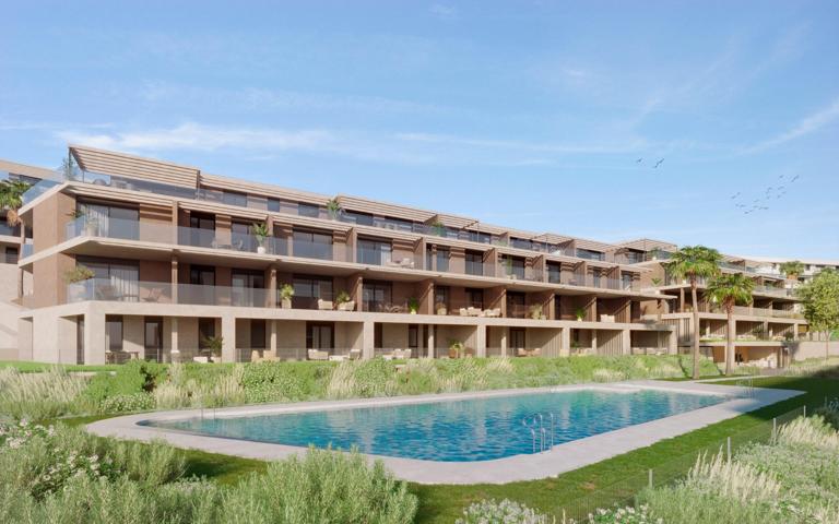 Complejo residencial de nueva construcción con vistas al golf y al mar cerca de Estepona photo 0