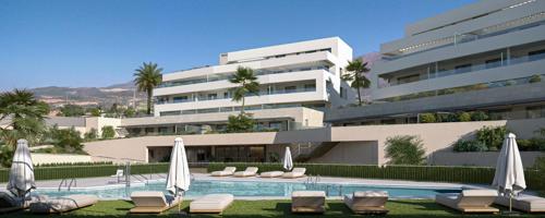 Apartamentos de lujo con vistas al mar en Estepona, a solo 400 metros de la playa photo 0