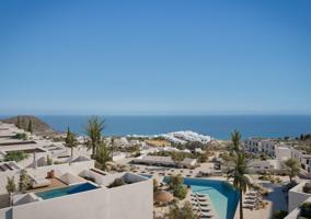 Vistas panorámicas al mar Mediterráneo en resort en primera línea de playa photo 0