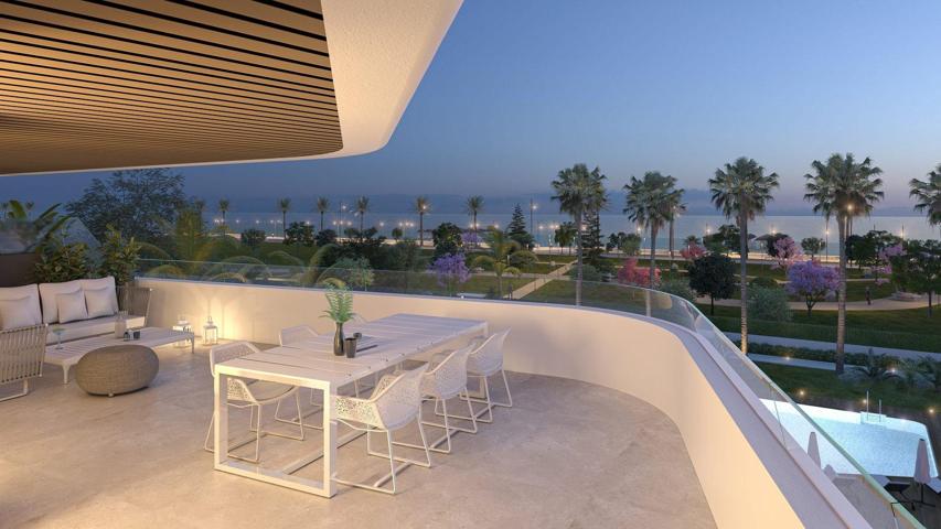 Apartamentos de nueva construcción frente al mar en Los Álamos, Torremolinos photo 0