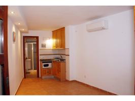 LOCAL EN LAS MARAVILLAS CONVERTIDO EN VIVIENDA A 10MTRS DEL MAR REF 1331 photo 0