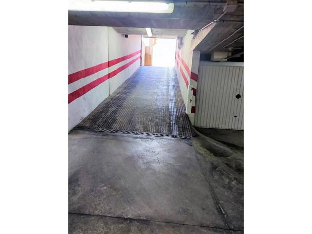 PLAZA DE PARKING EN EL ARENAL DE PALMA REF 1861 photo 0