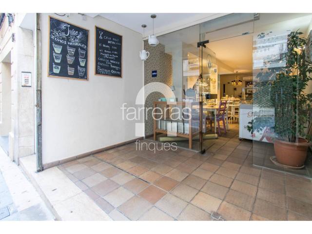 Inversión única en Sitges: Local comercial alquilado cerca de la playa photo 0