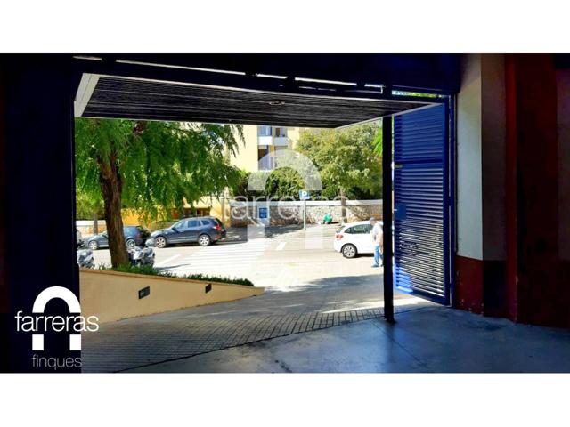 Aparcamiento en venta en Sitges, Els Molins photo 0