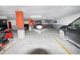 Plaza de garaje en venta en Meliana, L’horta Nord (Valencia). photo 0