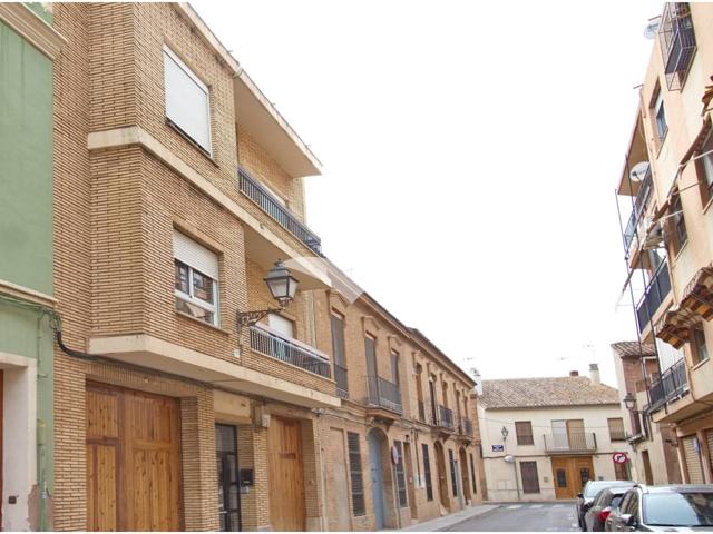 Vivienda reformada y lista para entrar a vivir junto a Valencia capital photo 0