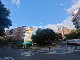 Piso En venta en Zaragoza photo 0