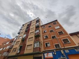 Piso En venta en Zaragoza photo 0