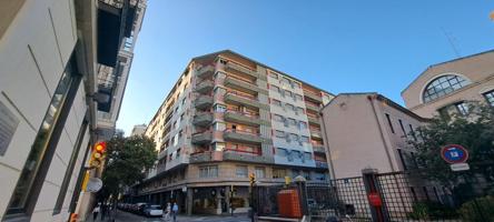 Piso En venta en Zaragoza photo 0