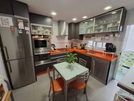 Piso en venta en Zona Este photo 0