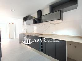 Casa - Chalet en venta en Yuncos de 175 m2 photo 0