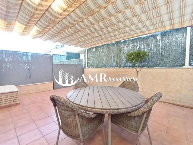 Adosado en venta en Valdemoro de 272 m2 photo 0