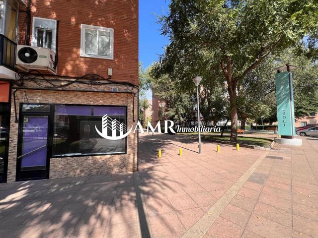 Local en venta en Pinto de 41 m2 photo 0