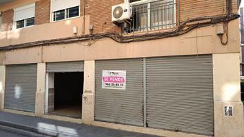 Local esquinero en Pla Carolinas photo 0