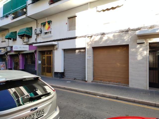 LOCAL COMERCIAL CERCA PLAZA MANILA photo 0