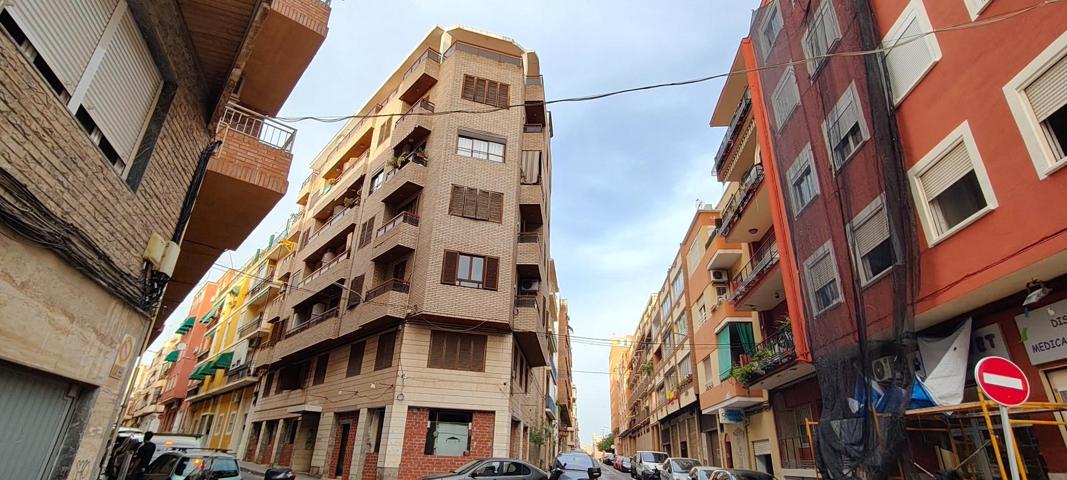 Vive junto a las faldas del castillo Sta Bárbara photo 0