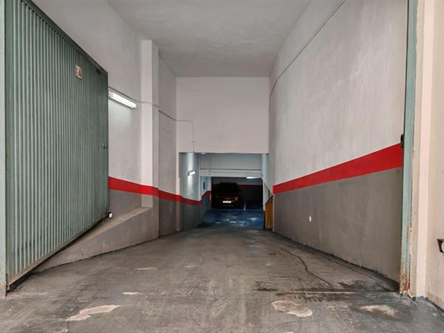 Se alquila plaza de garaje en el Bulevar del Pla (Alicante) photo 0