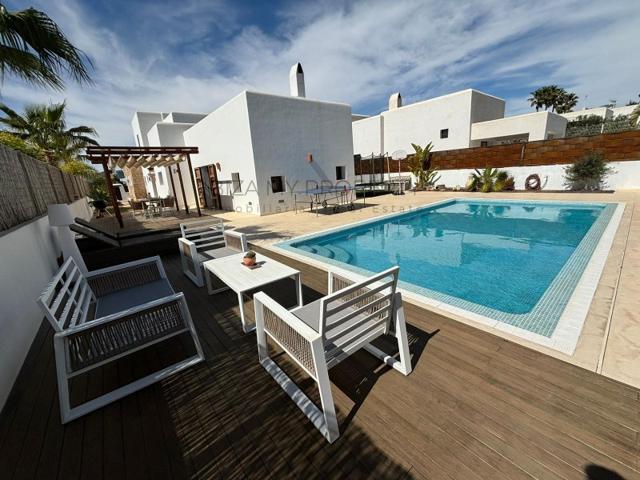 Piso En alquiler en Santa Eulària Des Riu photo 0