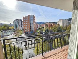 Venta de piso en Barakaldo photo 0