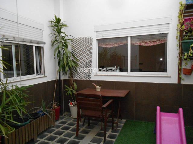 Piso en venta en Mairena del Alcor photo 0