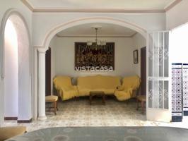 Casa en venta en Mairena del Alcor photo 0