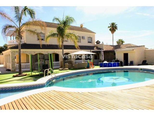 Exclusivo y magnífico chalet urbano photo 0