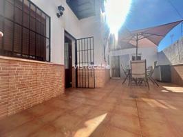 Casa adosada en venta en Mairena del Alcor photo 0
