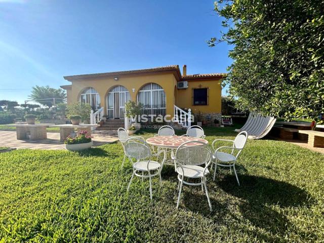 Venta de villa en Mairena del Alcor photo 0