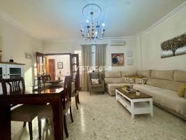 Venta de casa en Mairena del Alcor photo 0