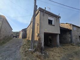 Casa con Finca de 4.000 m2 edificables en Castroverde photo 0
