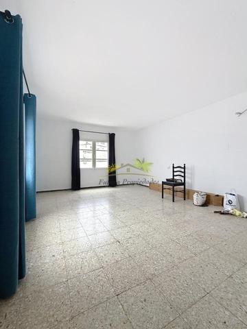 Tu nuevo Hogar en Tinajo: Cerca de la Aventura y la Tranquilidad photo 0