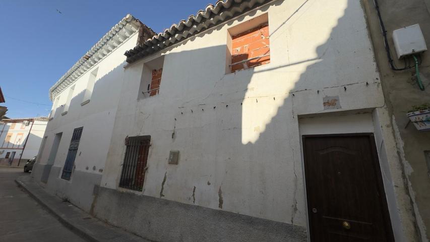 Casa de pueblo en Lumpiaque para rehabilitar photo 0