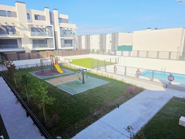 PISO CON 2 GARAJES,TRASTERO Y TERRAZA. VALDEMORO. photo 0
