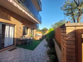 VENTA BAJOS CON TERRAZA ZONA PINETONS photo 0