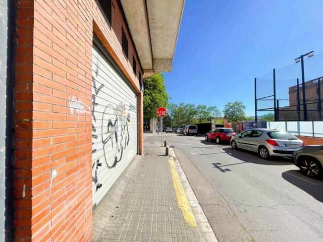 PLAZA DE GARAJE PARA UN VEHÍCULO EN CENTRO CERDANYOLA- CORDELLES photo 0