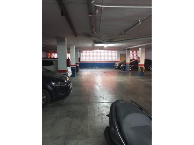 10 PARKINGS Y 7 TRASTEROS EN VENTA BARCELONA photo 0