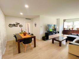 PISO REFORMADO DE 3 HAB, ZONA COMUNITARIA CON PARKING Y TRASTERO photo 0