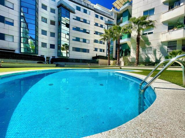 PISO REFORMADO DE 3 HAB, ZONA COMUNITARIA CON PARKING Y TRASTERO photo 0