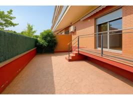 DUPLEX DE 4 HAB, CON TERRAZA, BALCÓN Y PLAZA DE PARKING photo 0
