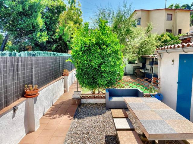 CASA UNIFAMILIAR CON 5 HAB MONTFLORIT. ZONA PLANA photo 0