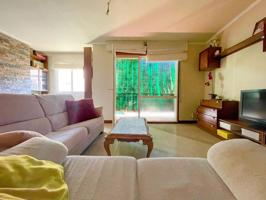 CENTRICO PISO DE 3 HAB CON BALCÓN photo 0