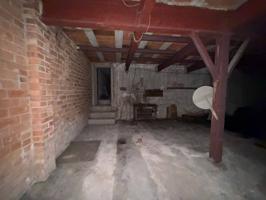 SE ALQUILA SOTANO TRASTERO 140M2 EN RIPOLLET photo 0