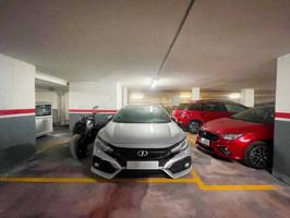 GARAJE EN VENTA PLAZA PARA COCHE Y MOTO MÁS PLAZA PARA MOTO photo 0