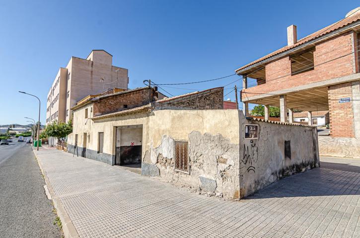 Oportunidad de compra.... Casa a reacondicionar en Cobatillas... 144 m² Suelo. photo 0