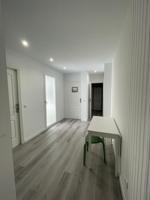 Urge venta de Piso en pleno centro. Precio negociable photo 0