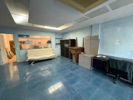 Local con posibilidad de hacer vivienda photo 0