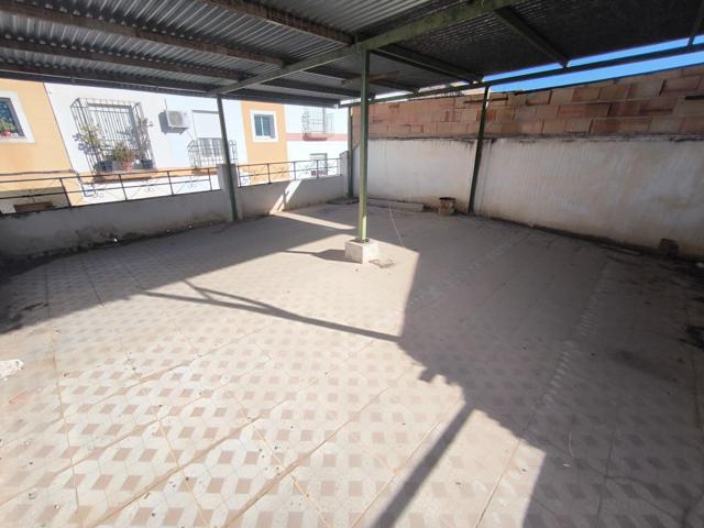 Casa En venta en Avda. De La Estación, Puente Genil photo 0