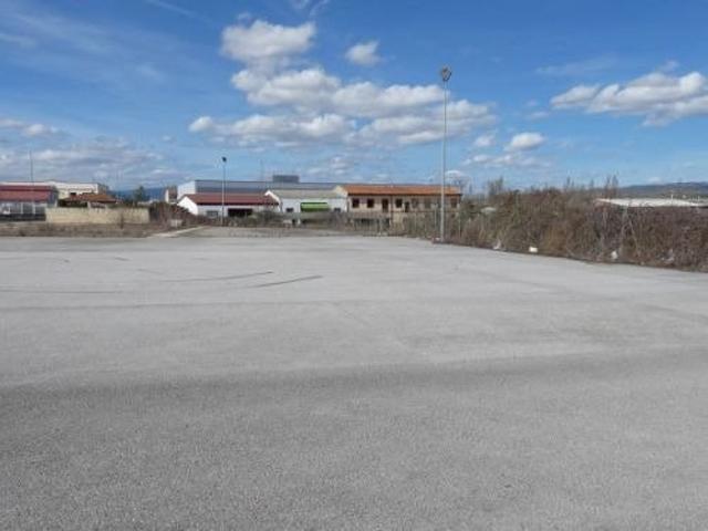 Terreno Urbanizable En alquiler en Miranda De Ebro, Miranda De Ebro photo 0