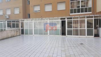 Venta piso con terraza zona Vinteun photo 0