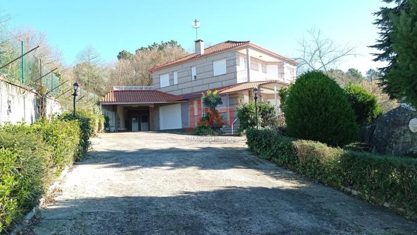 Venta chalet de piedra zona Vilamarín photo 0